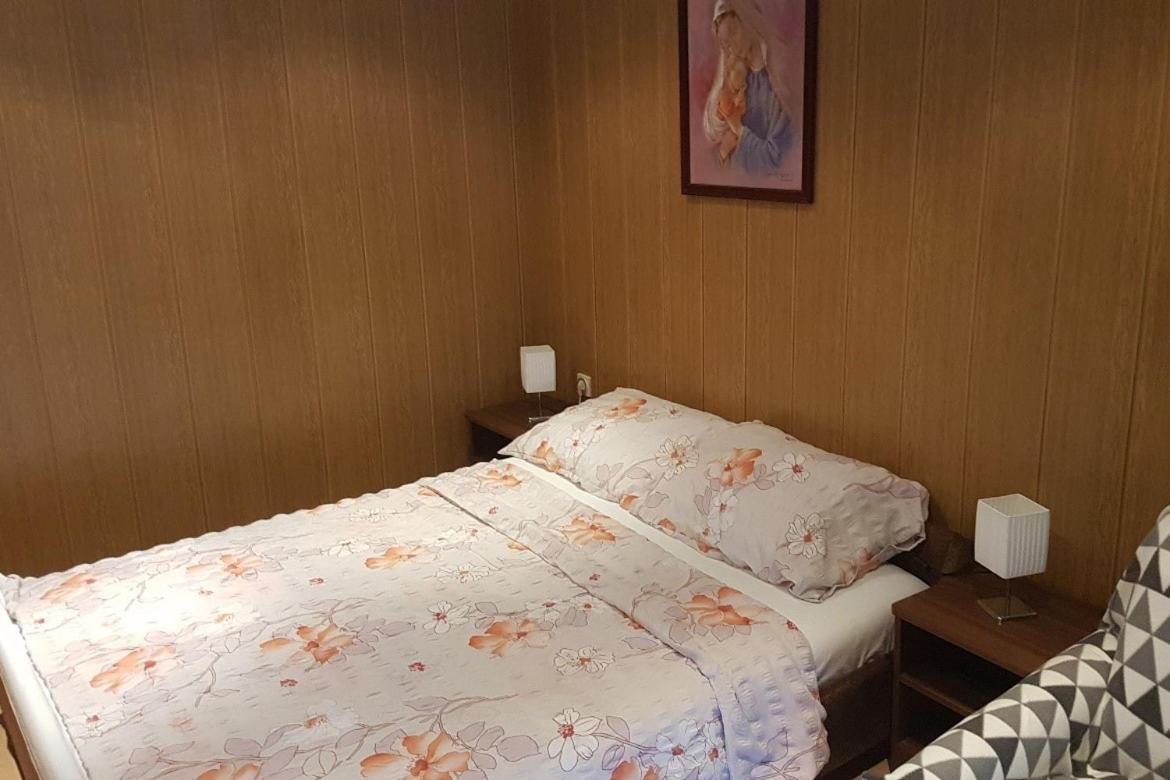 Apartments For Families With Children Lopar, Rab - 10402 Zimmer foto